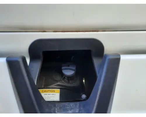 FREIGHTLINER CASCADIA 126 CAB SKIRT FILLER PANEL