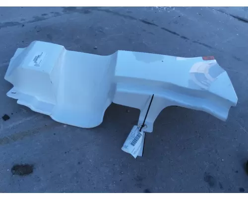 FREIGHTLINER CASCADIA 126 CAB SKIRT FILLER PANEL