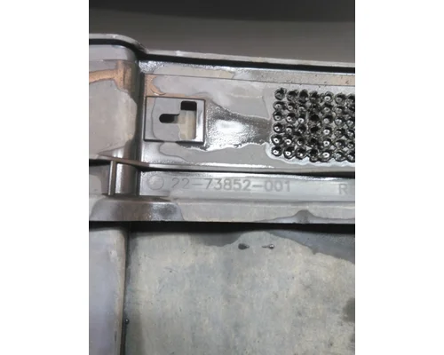 FREIGHTLINER CASCADIA 126 CAB SKIRTSIDE FAIRING