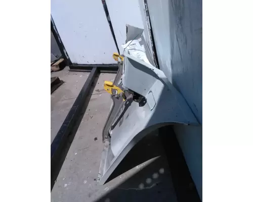 FREIGHTLINER CASCADIA 126 CAB SKIRTSIDE FAIRING