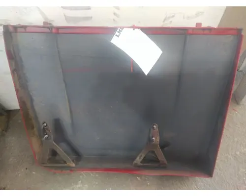 FREIGHTLINER CASCADIA 126 CAB SKIRTSIDE FAIRING