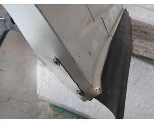 FREIGHTLINER CASCADIA 126 CAB SKIRTSIDE FAIRING