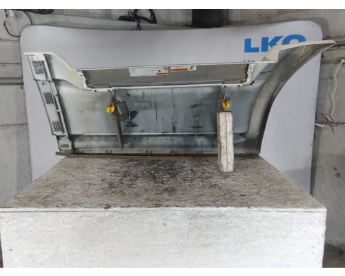 FREIGHTLINER CASCADIA 126 CAB SKIRTSIDE FAIRING