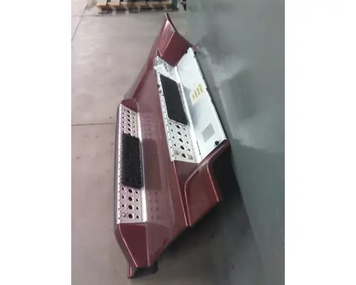 FREIGHTLINER CASCADIA 126 CAB SKIRTSIDE FAIRING