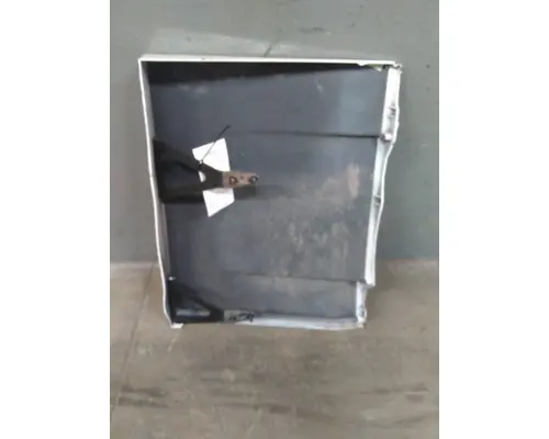 FREIGHTLINER CASCADIA 126 CAB SKIRTSIDE FAIRING