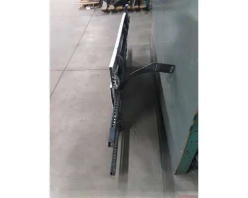 FREIGHTLINER CASCADIA 126 CAB SKIRTSIDE FAIRING