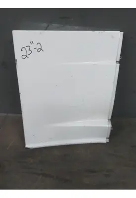 FREIGHTLINER CASCADIA 126 CAB SKIRT/SIDE FAIRING