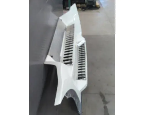 FREIGHTLINER CASCADIA 126 CAB SKIRTSIDE FAIRING