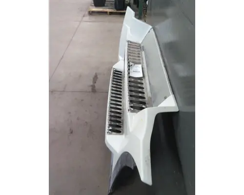 FREIGHTLINER CASCADIA 126 CAB SKIRTSIDE FAIRING