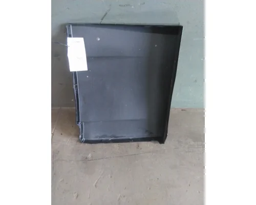 FREIGHTLINER CASCADIA 126 CAB SKIRTSIDE FAIRING