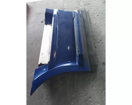 FREIGHTLINER CASCADIA 126 CAB SKIRTSIDE FAIRING