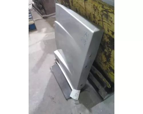 FREIGHTLINER CASCADIA 126 CAB SKIRTSIDE FAIRING