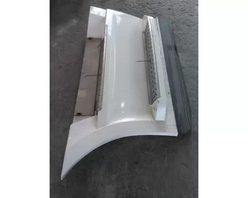 FREIGHTLINER CASCADIA 126 CAB SKIRTSIDE FAIRING