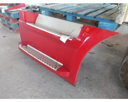 FREIGHTLINER CASCADIA 126 CAB SKIRTSIDE FAIRING