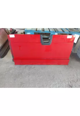 FREIGHTLINER CASCADIA 126 CAB SKIRT/SIDE FAIRING