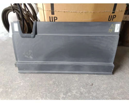 FREIGHTLINER CASCADIA 126 CAB SKIRTSIDE FAIRING