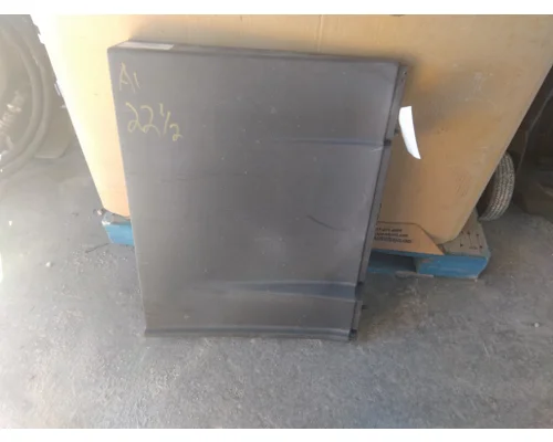 FREIGHTLINER CASCADIA 126 CAB SKIRTSIDE FAIRING