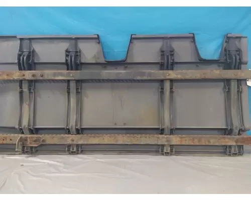 FREIGHTLINER CASCADIA 126 CAB SKIRTSIDE FAIRING