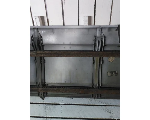 FREIGHTLINER CASCADIA 126 CAB SKIRTSIDE FAIRING