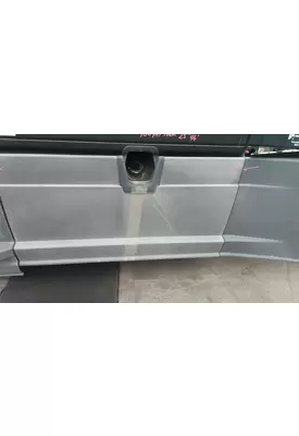 FREIGHTLINER CASCADIA 126 CAB SKIRT/SIDE FAIRING