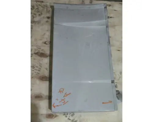 FREIGHTLINER CASCADIA 126 CAB SKIRTSIDE FAIRING