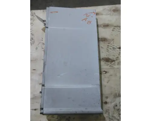 FREIGHTLINER CASCADIA 126 CAB SKIRTSIDE FAIRING