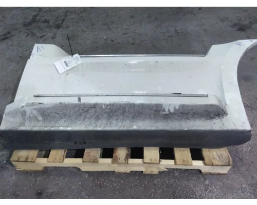 FREIGHTLINER CASCADIA 126 CAB SKIRTSIDE FAIRING