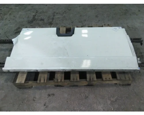 FREIGHTLINER CASCADIA 126 CAB SKIRTSIDE FAIRING