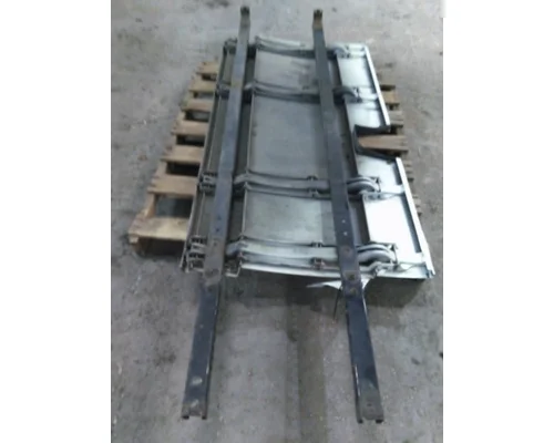 FREIGHTLINER CASCADIA 126 CAB SKIRTSIDE FAIRING