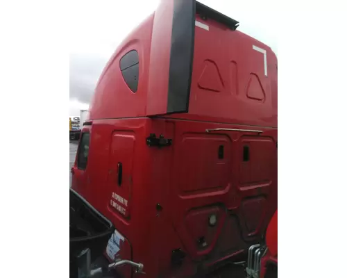 FREIGHTLINER CASCADIA 126 CAB