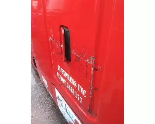 FREIGHTLINER CASCADIA 126 CAB