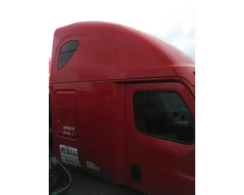 FREIGHTLINER CASCADIA 126 CAB