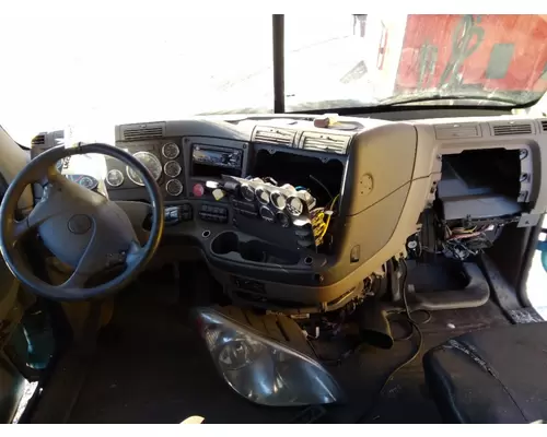FREIGHTLINER CASCADIA 126 CAB