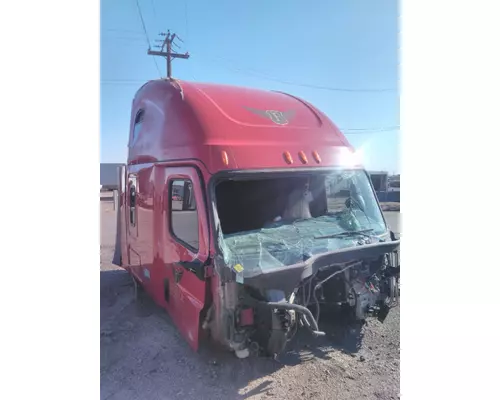 FREIGHTLINER CASCADIA 126 CAB