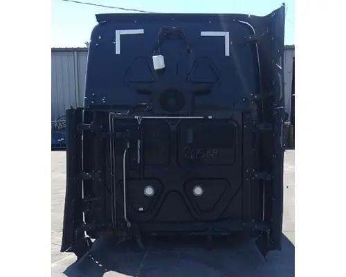 FREIGHTLINER CASCADIA 126 CAB