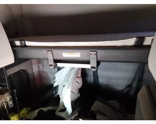 FREIGHTLINER CASCADIA 126 CAB