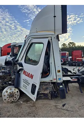 FREIGHTLINER CASCADIA 126 CAB