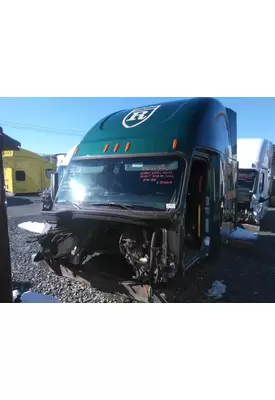 FREIGHTLINER CASCADIA 126 CAB