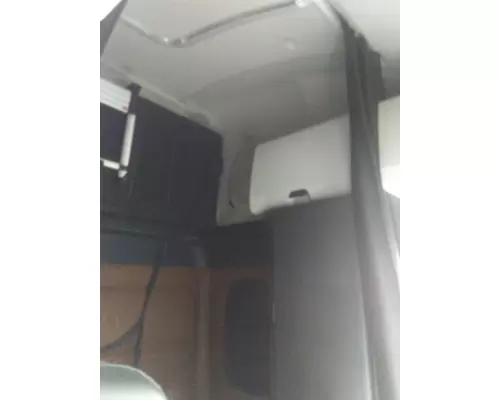 FREIGHTLINER CASCADIA 126 CAB