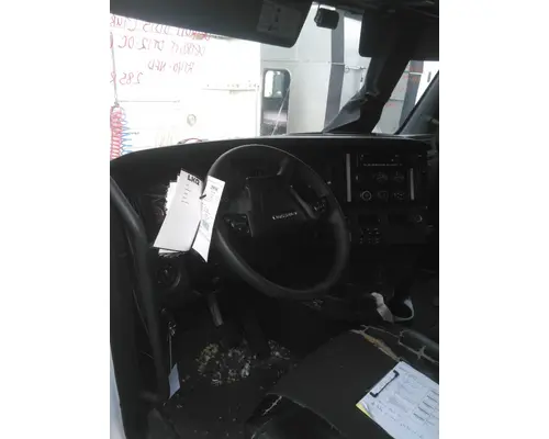 FREIGHTLINER CASCADIA 126 CAB