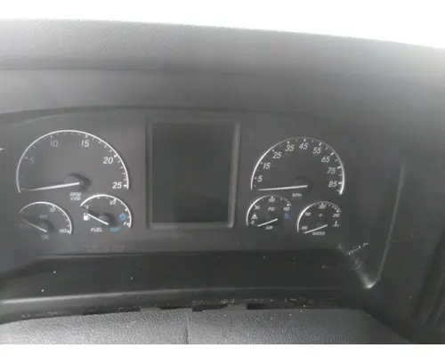 FREIGHTLINER CASCADIA 126 CAB