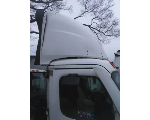 FREIGHTLINER CASCADIA 126 CAB