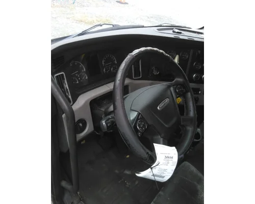 FREIGHTLINER CASCADIA 126 CAB