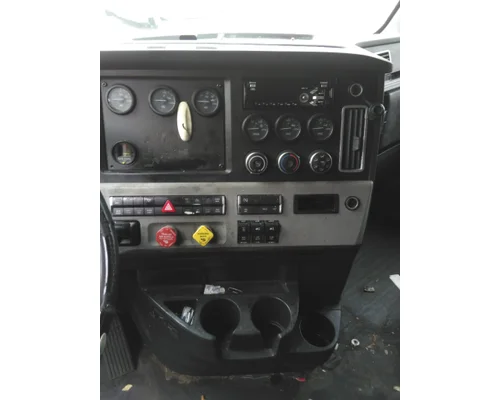 FREIGHTLINER CASCADIA 126 CAB
