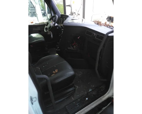 FREIGHTLINER CASCADIA 126 CAB