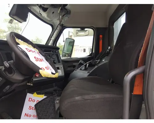 FREIGHTLINER CASCADIA 126 CAB