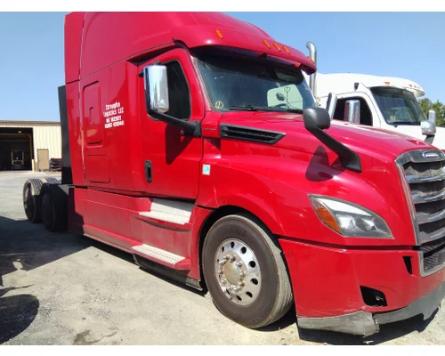 FREIGHTLINER CASCADIA 126 CAB