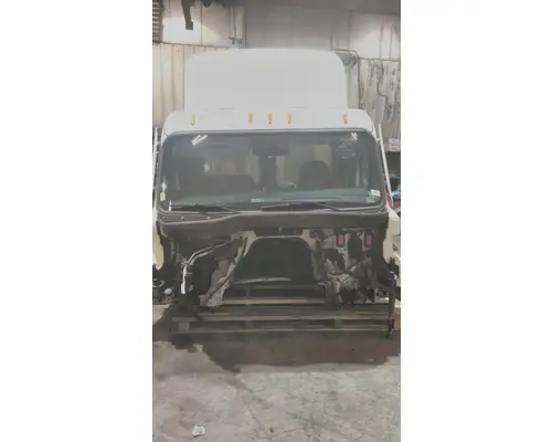 FREIGHTLINER CASCADIA 126 CAB