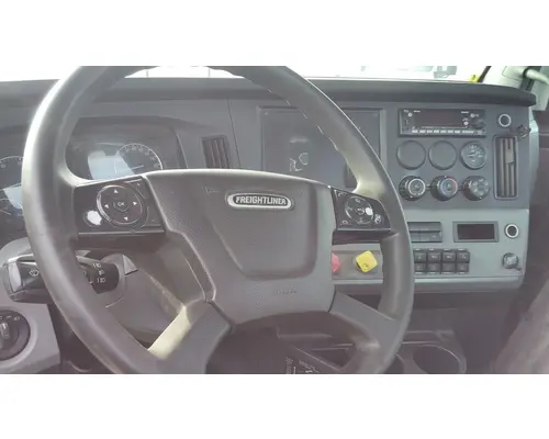 FREIGHTLINER CASCADIA 126 CAB