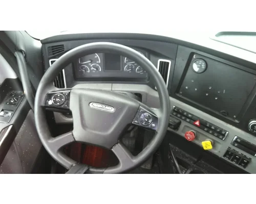FREIGHTLINER CASCADIA 126 CAB